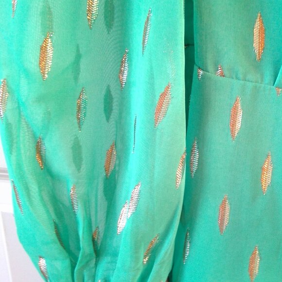 NWT Lipsy Green Wrap Top with Gold and Silver Lurex Pattern UK Size 12 US Size 8 - Picture 7 of 10